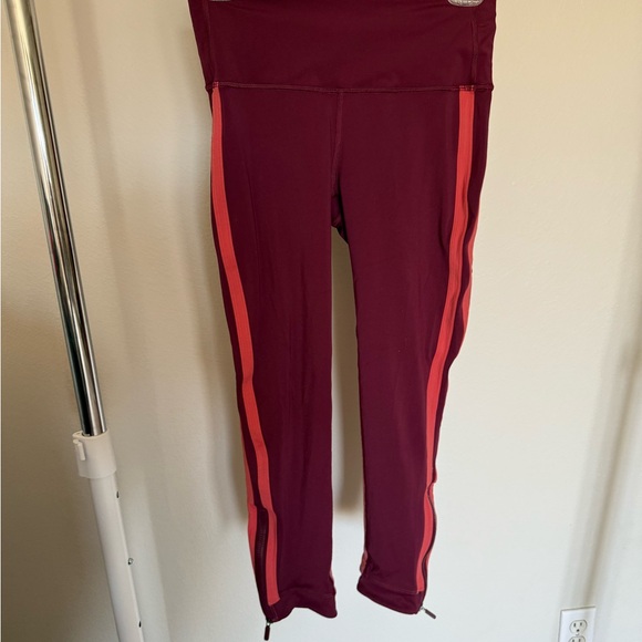 Lululemon Athletica Zip The Line Crop Red Capri 23” size 6 - Picture 9 of 11